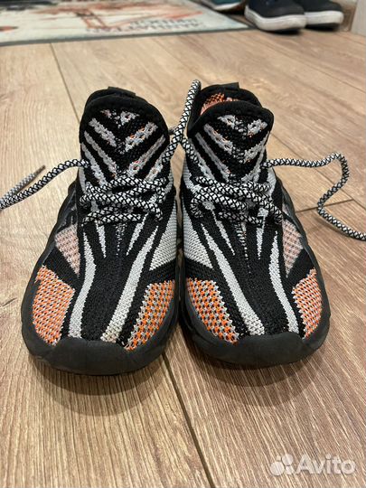 Кроссовки детские