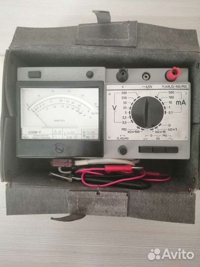 Прибор электроизмерительный комбинированный