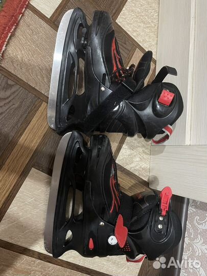 Коньки хоккейные