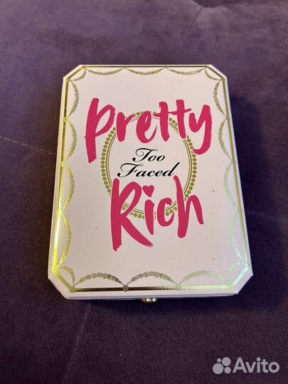 Палетка теней too faced