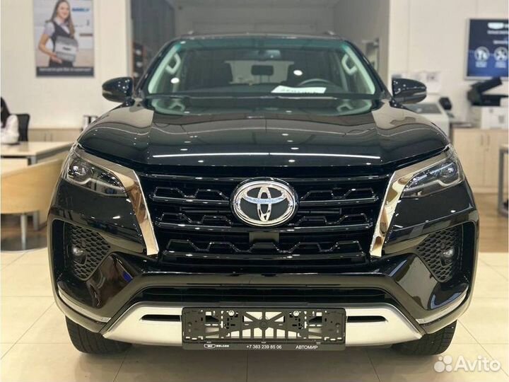 Toyota Fortuner 2.8 AT, 2023