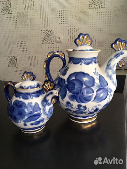 Заварочный и доливной чайник 
