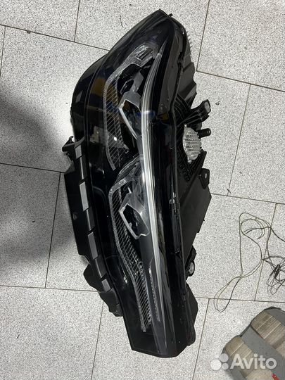 Фара на BMW X7