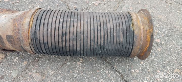 Приемная труба iveco