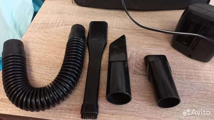 Автомобильный пылесос Витек