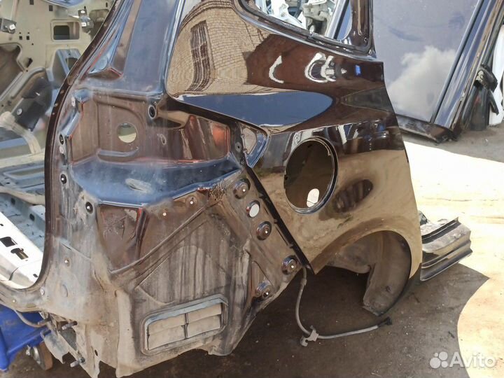 Задняя часть opel zafira c