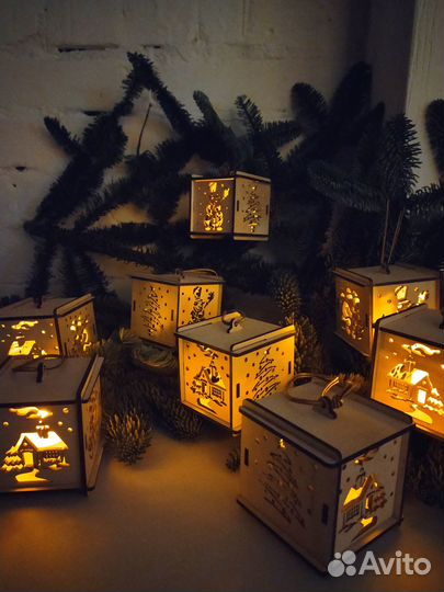 Ëлочные подвески/фонарики/кубики дерево