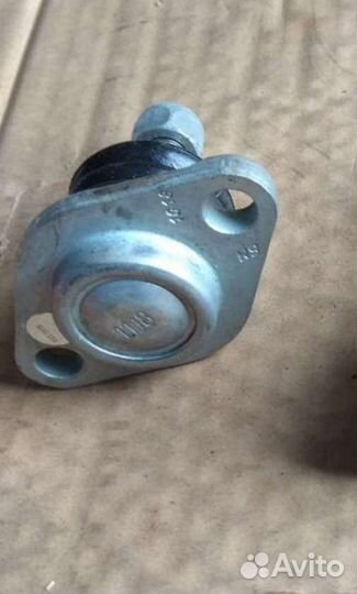 Шаровая опора на ваз приора