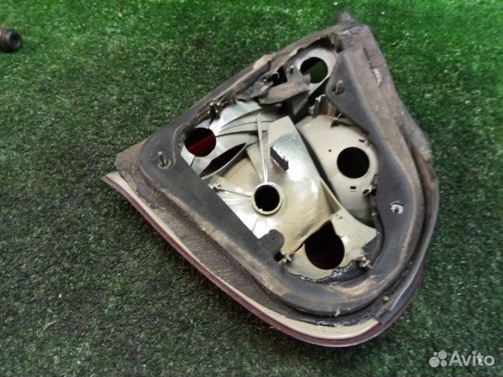 Фонарь задний левый задний левый Rover 75 RJ