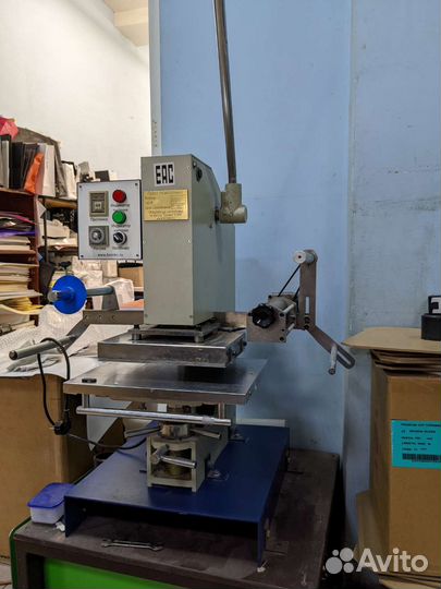 Пресс для тиснения Vektor WT 2-210