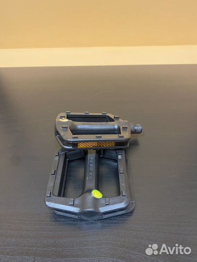 Педали для велосипеда