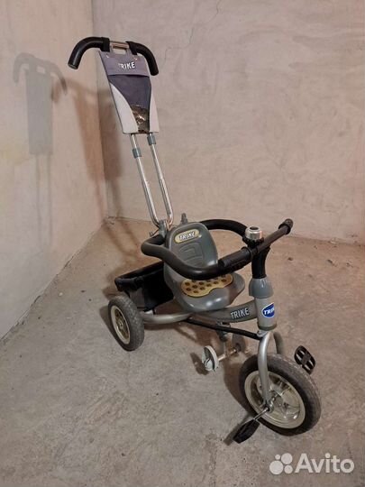 Детский велосипед trike с ручкой