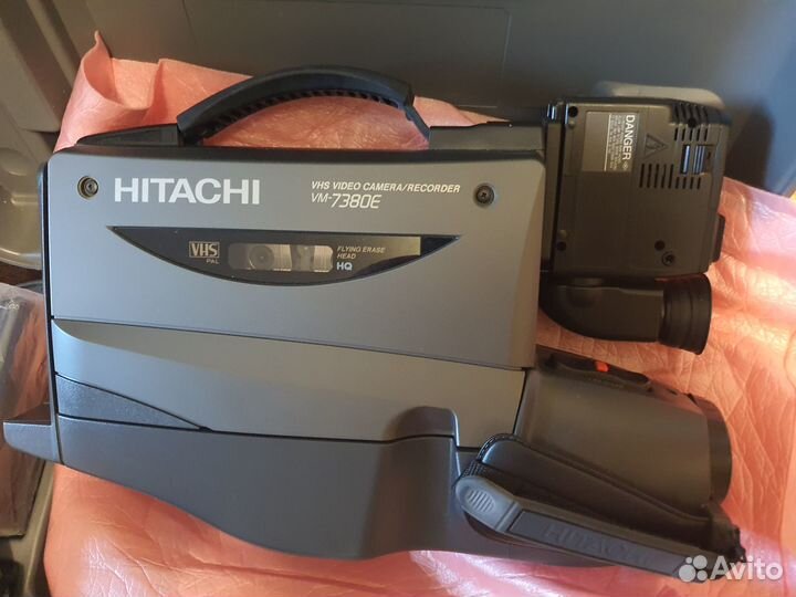Видеокамера профессиональная Hitachi VM-7380E Japa
