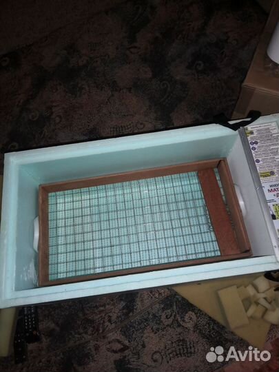 Инкубатор Блиц Матрица-Дели на 72 яйца