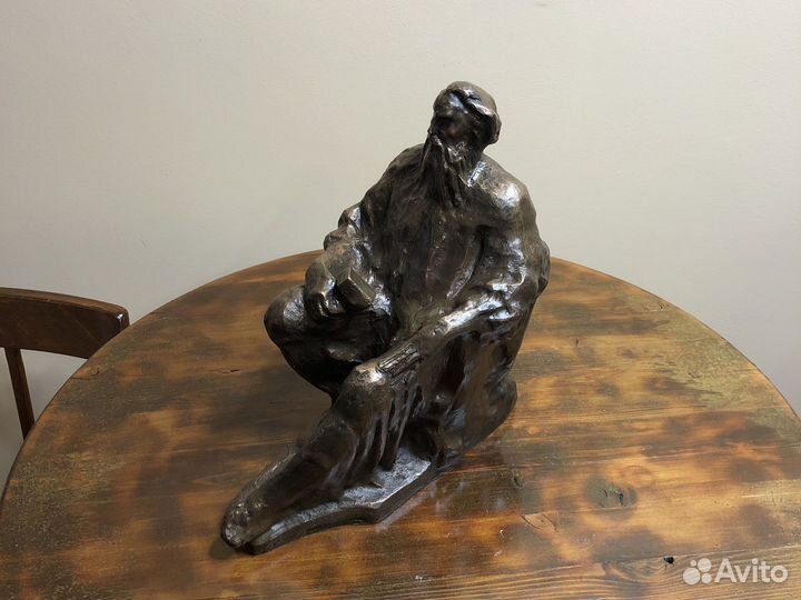 Г. Левицкая скульптура «Сергей Коненков» Бронза
