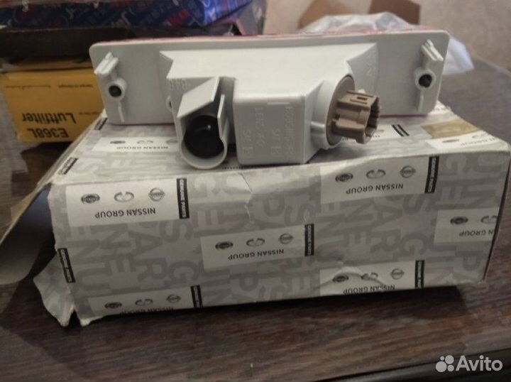 Фонарь противотуманный Nissan Teana