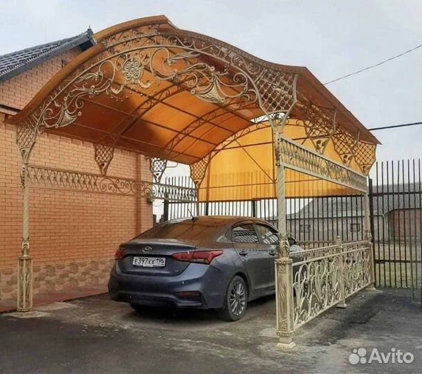 Навес из поликарбоната