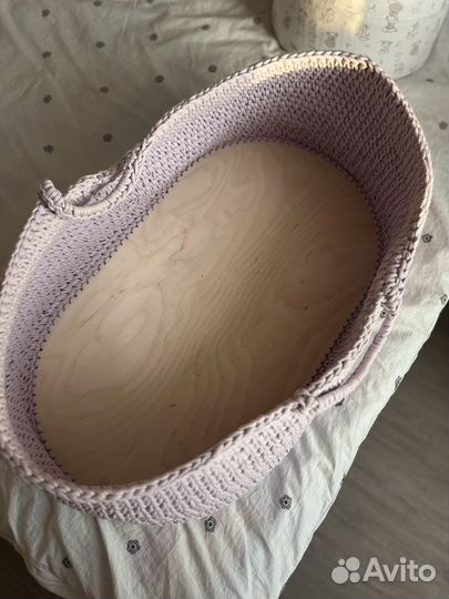 Вязаная люлька для новорожденного