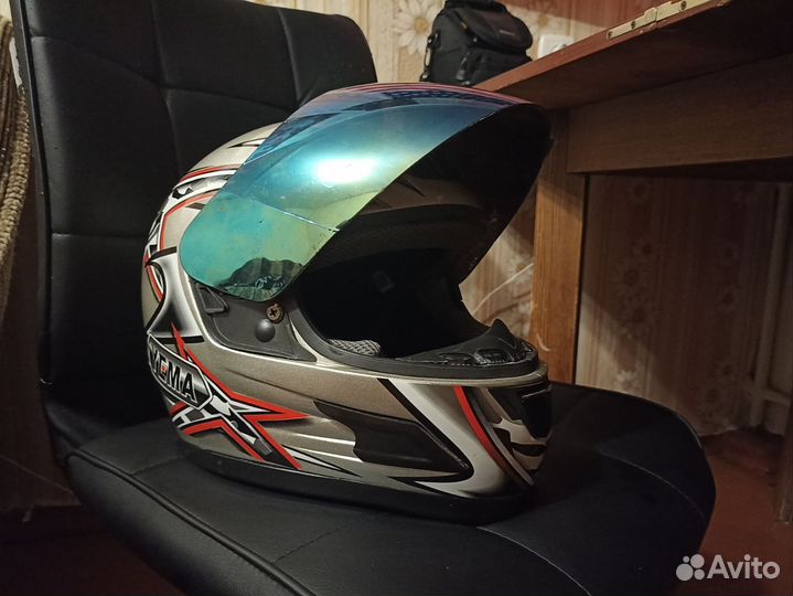 Мотошлем Yema