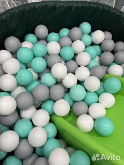 Бассейн с шариками