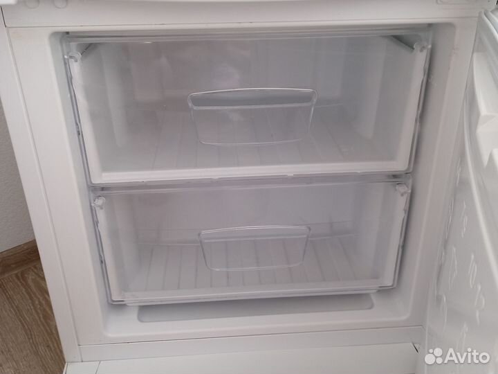 Холодильник indesit бу