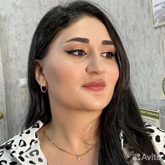 Модель на макияж