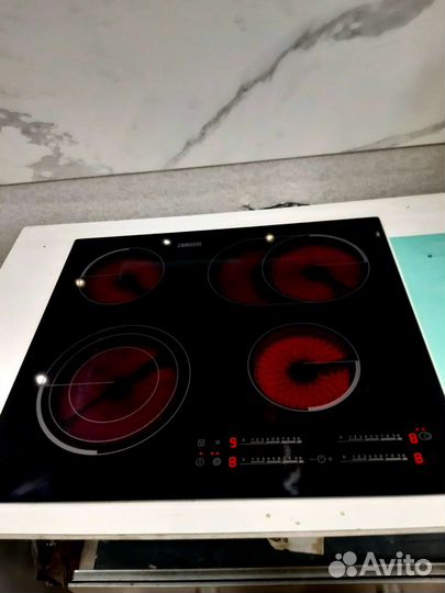 Варочная панель электрическая 4 конфорки