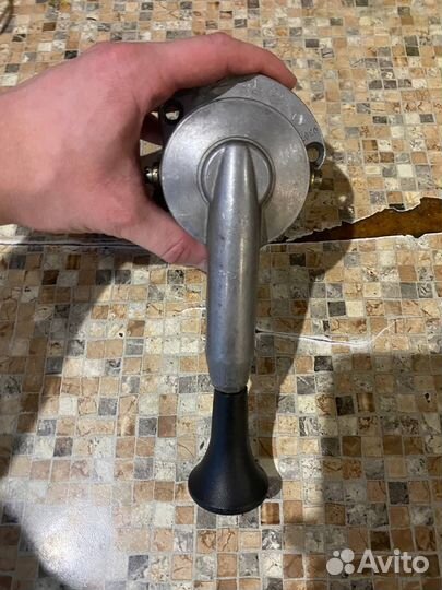 Кран ручного тормоза ЗИЛ, Камаз, Маз