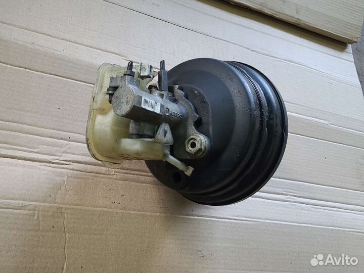 Главный тормозной цилиндр вакуум Audi A6 C5