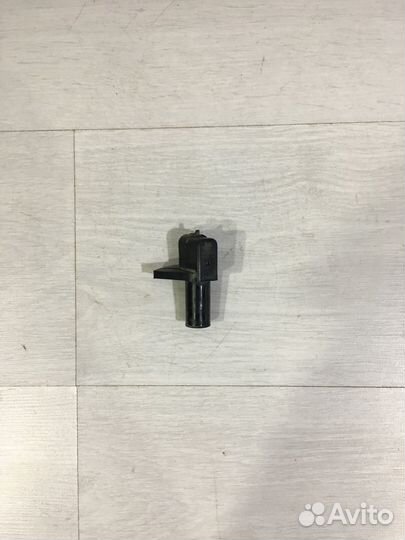 Датчик коленвала LADA xray 1.6 мт