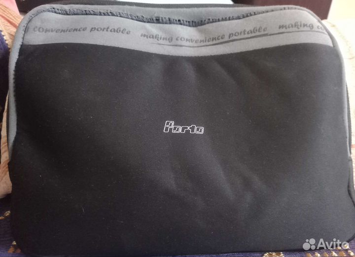 Сумка для маленького ноутбука или планшета