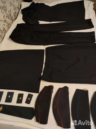 Женская форменная одежда полиция/юстиция