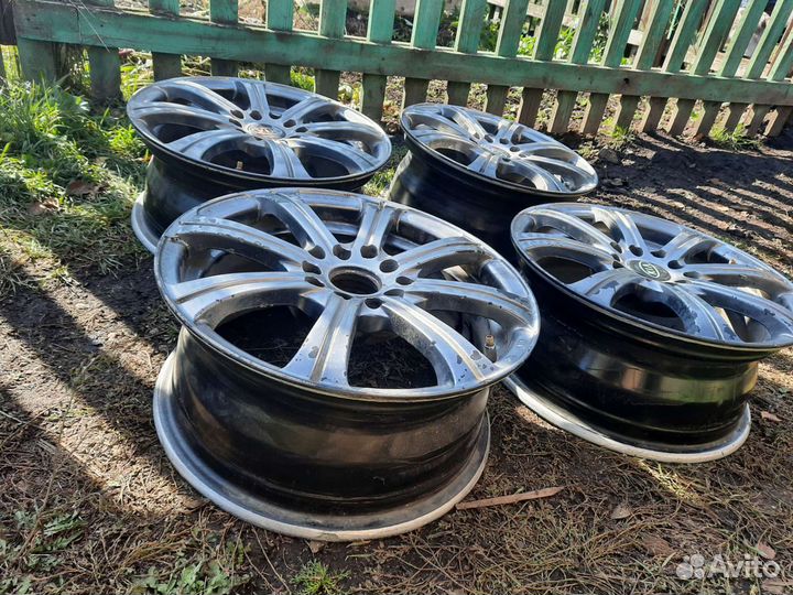 Продам диски универсальной пятиболтовой сверловки