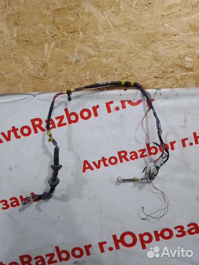 Проводка передней правой двери Toyota Camry SV41