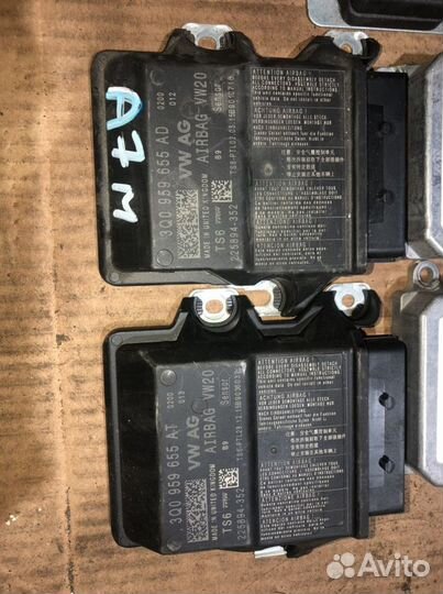 Блок управления AIR BAG Skoda