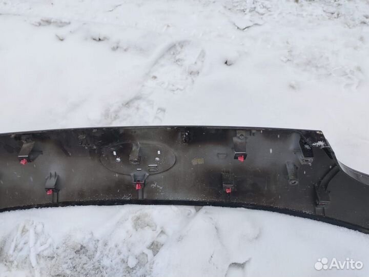 Молдинг крышки багажника Kia Sorento 2