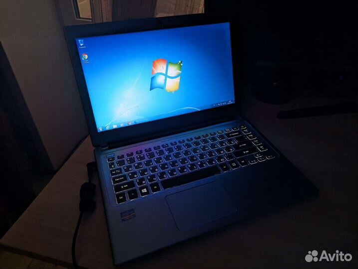 Ноутбук Acer i3-2365M/Intel HD 3000/500HDD/4RAM