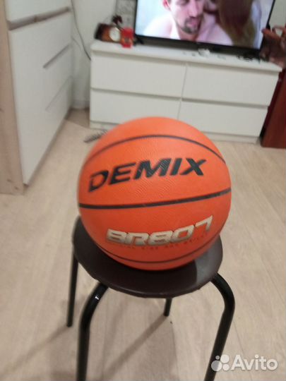 Баскетбольный мяч демикс br807