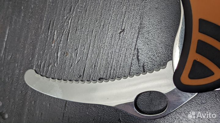 Складной нож Victorinox 111 Hunter XS