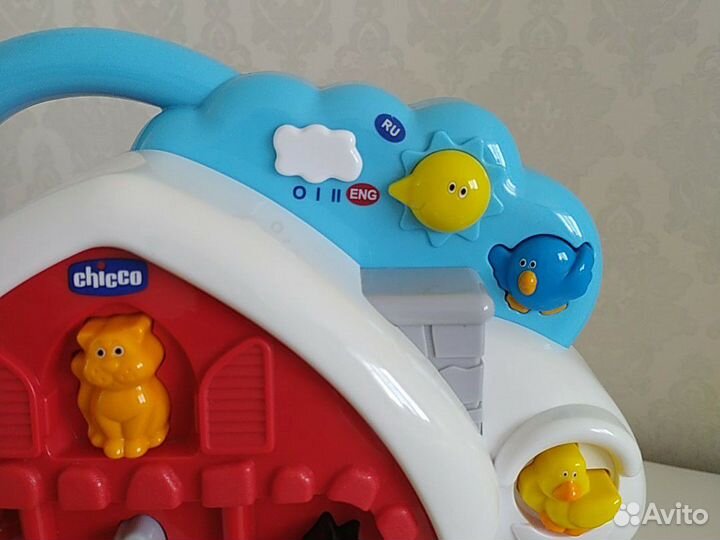 Развивающий домик Chicco (говорящая ферма)
