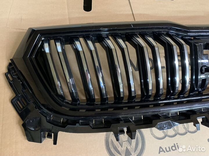 Решетка радиатора kodiaq RS SL L&K