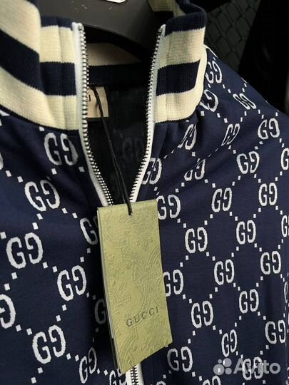 Мужской костюм gucci