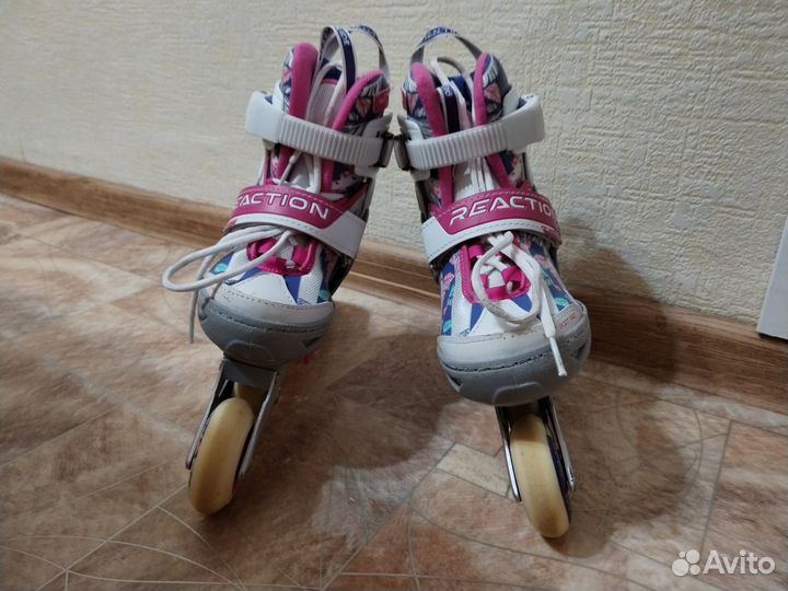 Роликовые коньки для дев. 26-31р / Ролики + защита