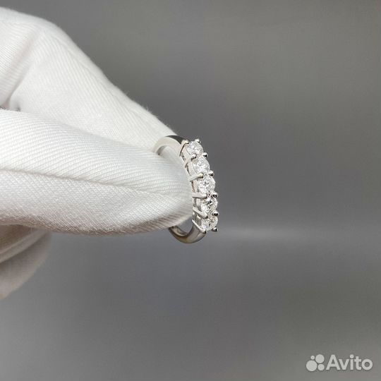 Золотое кольцо дорожка с бриллиантами 0,74Ct 750