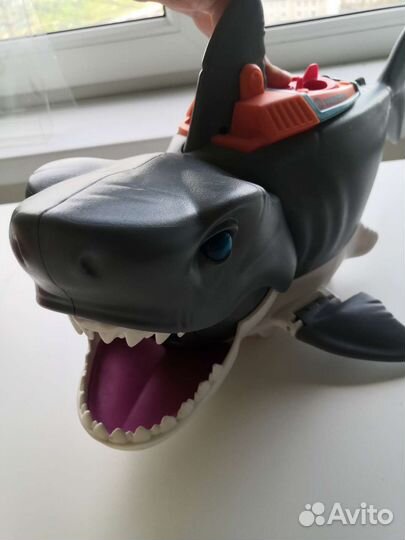 Игрушка Акула