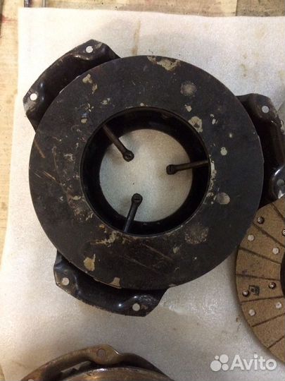 Газ 21 новая сцепления в сборе СССР