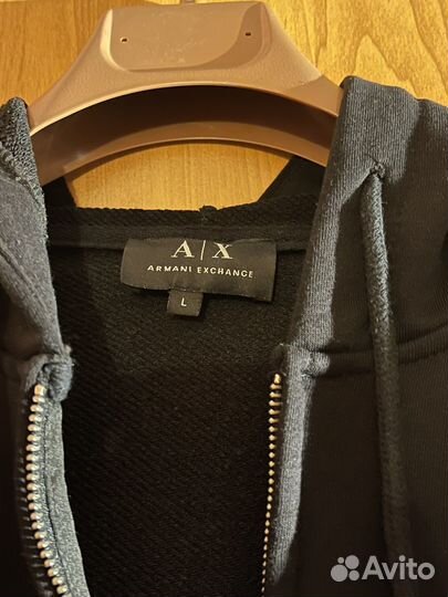 Armani exchange худи