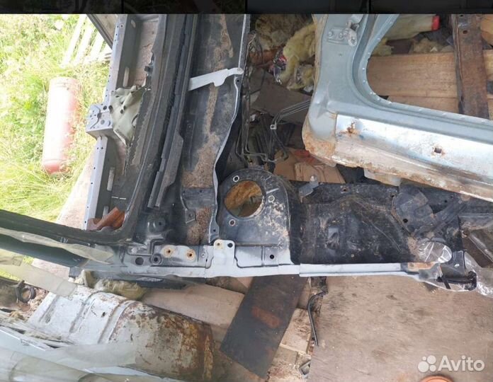 Toyota Corolla экран телевизор