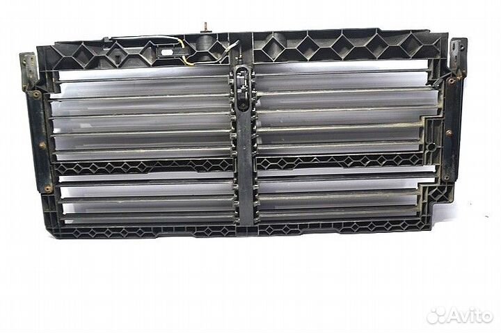 Решетка радиатора / Другие части mercedes-benz Act