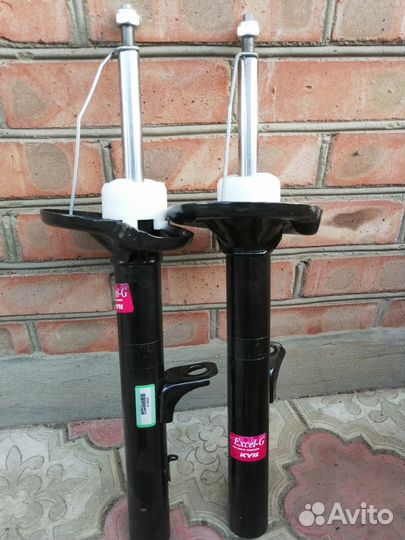 Задние стойки chrysler intrepid 2